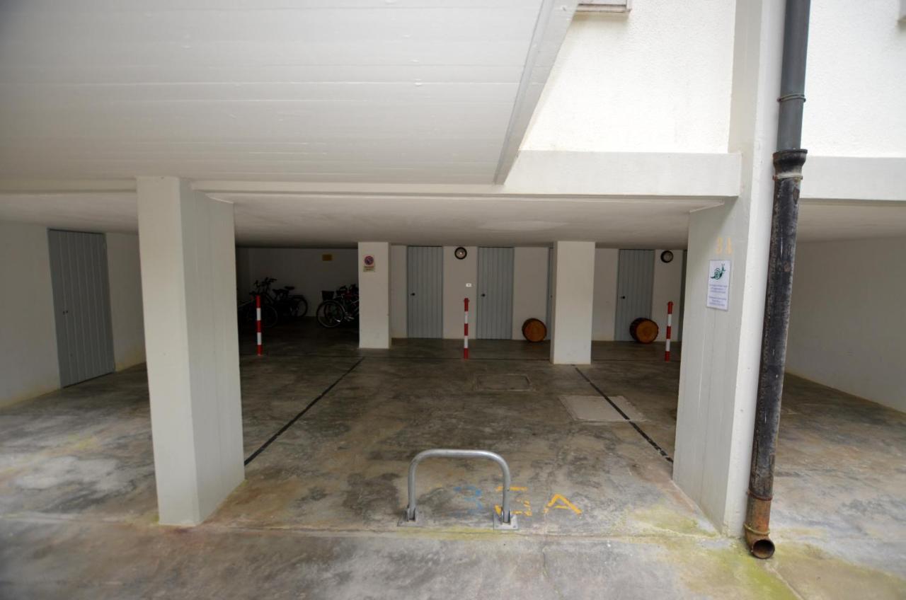 Apartamento Lignano With Pool Lignano Sabbiadoro Exterior foto