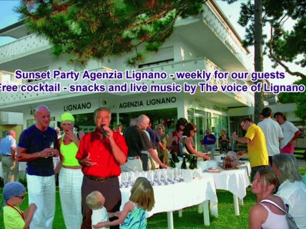 Apartamento Lignano With Pool Lignano Sabbiadoro Exterior foto